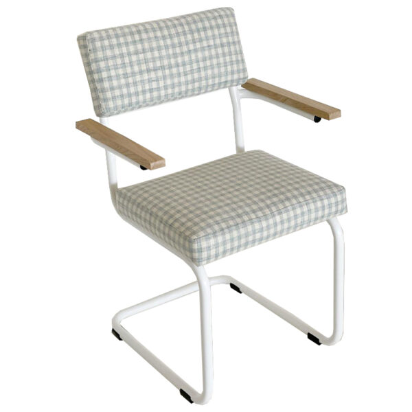 silla Mariela con brazos tapizada